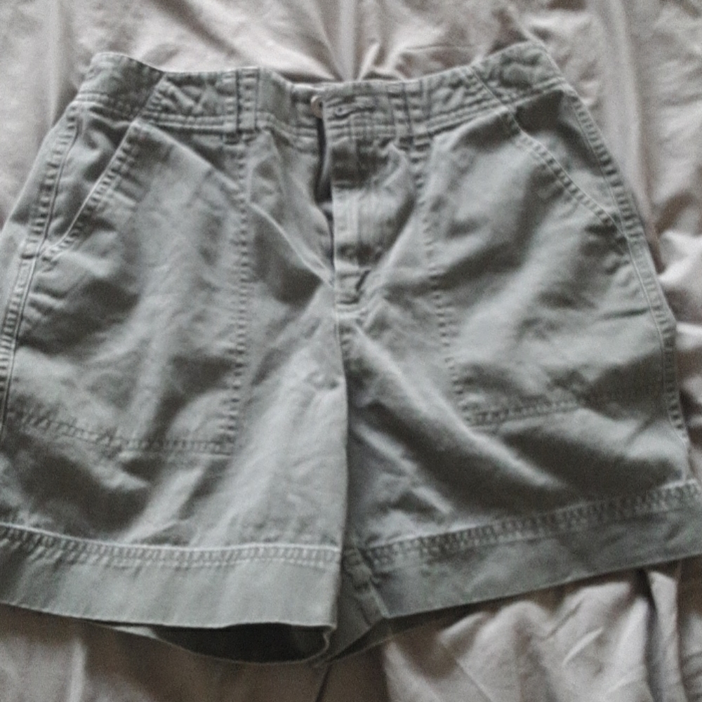 Liz Claiborne shorts 4